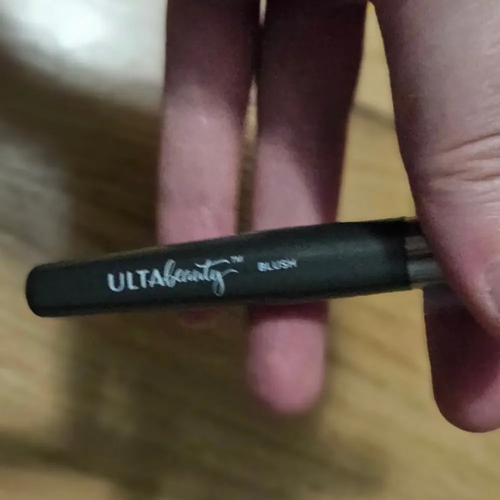 Ulta Beauty Blush Brush ~ NEW